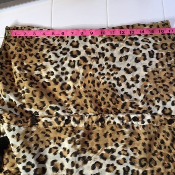 Hi Low Sheer Button Front Wing Tip Collar Top Large - Picture 7 of 8